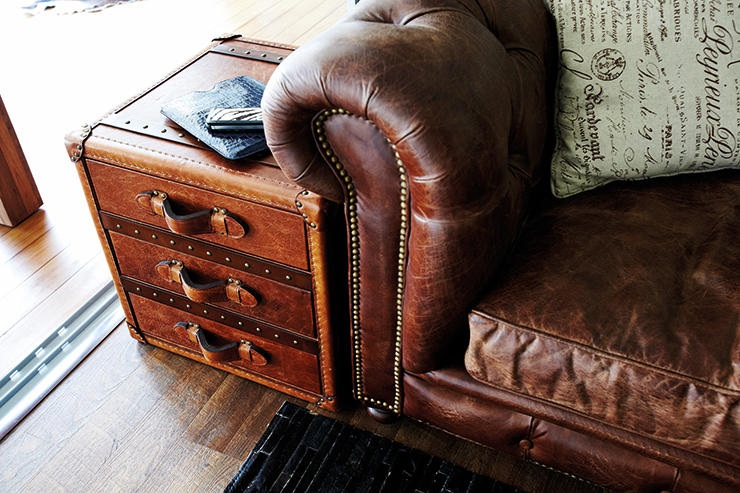 Punya Sofa Kulit Ini Dia Cara Merawatnya